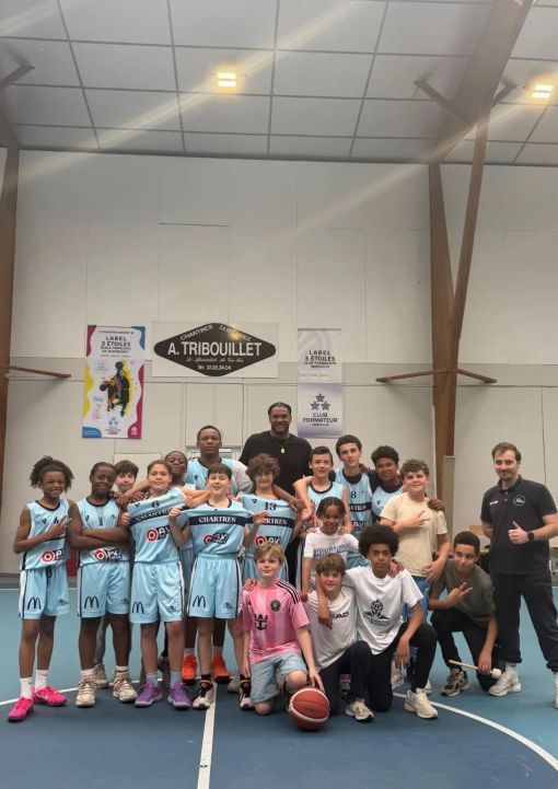 Énorme!!! Nos U13 région sont en finale!!! Félicitations aux joueurs, à notre coach Maxence et Merci à Kevin notre capitaine de la N1 d'être venu les encourager🏀🔥💪